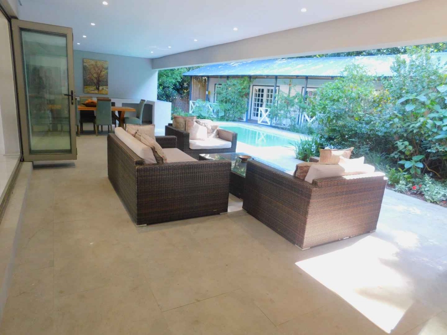 To Let 3 Bedroom Property for Rent in Benmore Gardens Gauteng