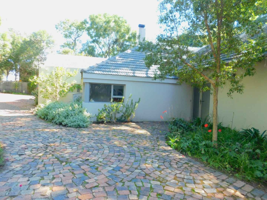 To Let 3 Bedroom Property for Rent in Benmore Gardens Gauteng