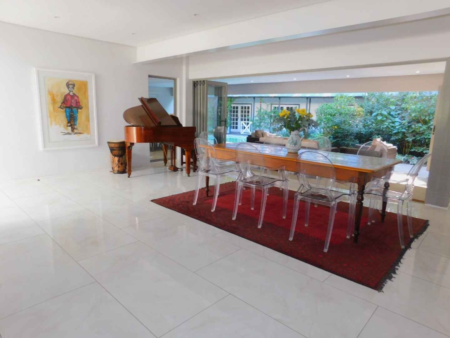 To Let 3 Bedroom Property for Rent in Benmore Gardens Gauteng