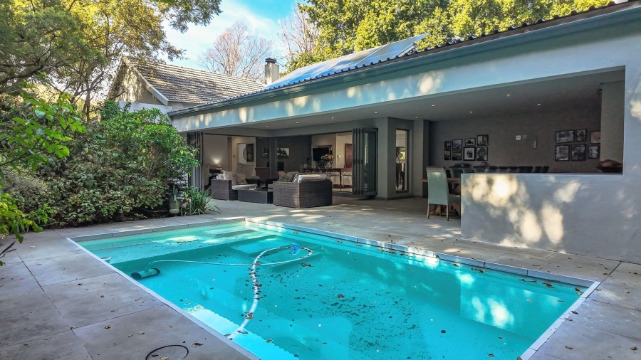 To Let 3 Bedroom Property for Rent in Benmore Gardens Gauteng