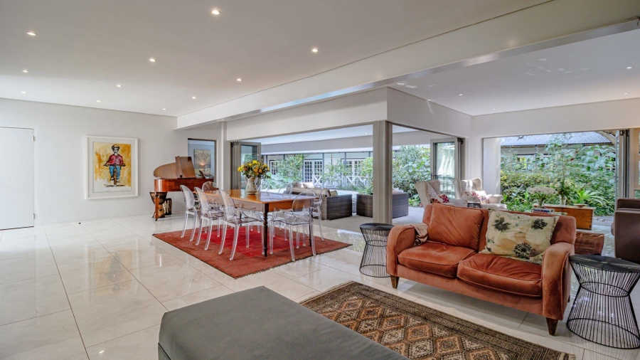 To Let 3 Bedroom Property for Rent in Benmore Gardens Gauteng