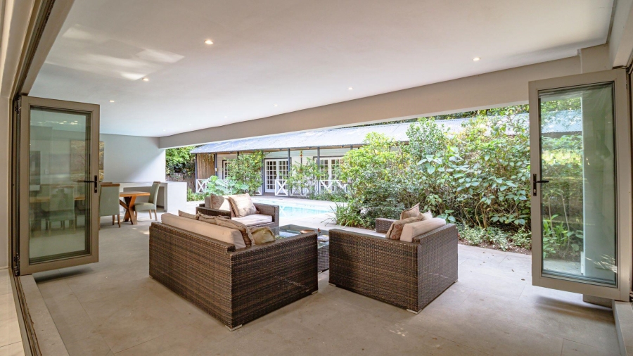 To Let 3 Bedroom Property for Rent in Benmore Gardens Gauteng