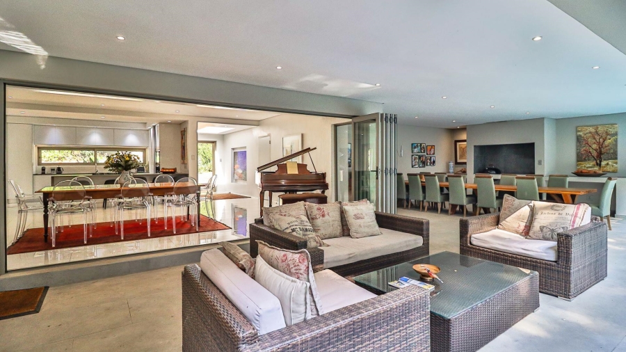 To Let 3 Bedroom Property for Rent in Benmore Gardens Gauteng