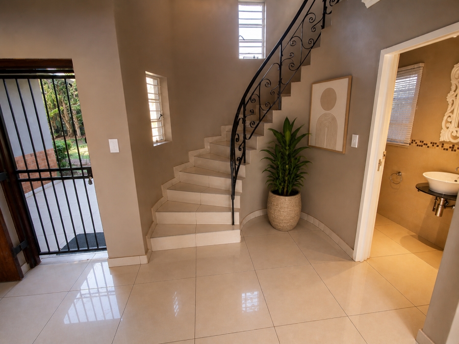 6 Bedroom Property for Sale in Meyerspark Gauteng