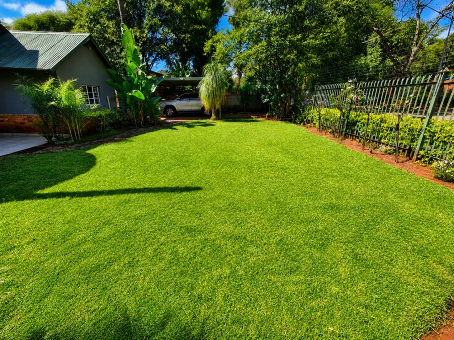 6 Bedroom Property for Sale in Meyerspark Gauteng