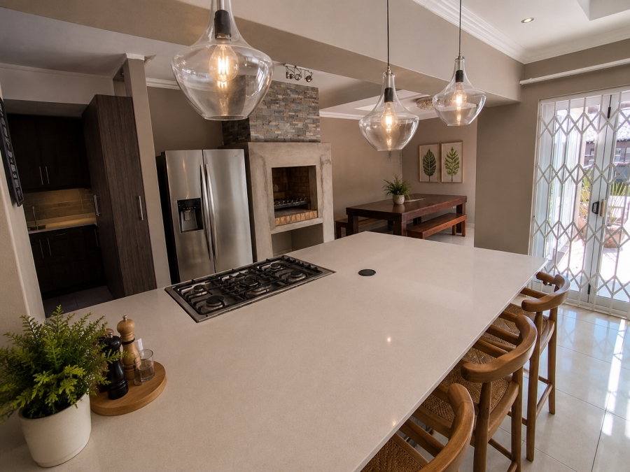 4 Bedroom Property for Sale in Meyerspark Gauteng