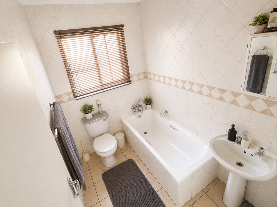 3 Bedroom Property for Sale in Willow Park Manor Gauteng