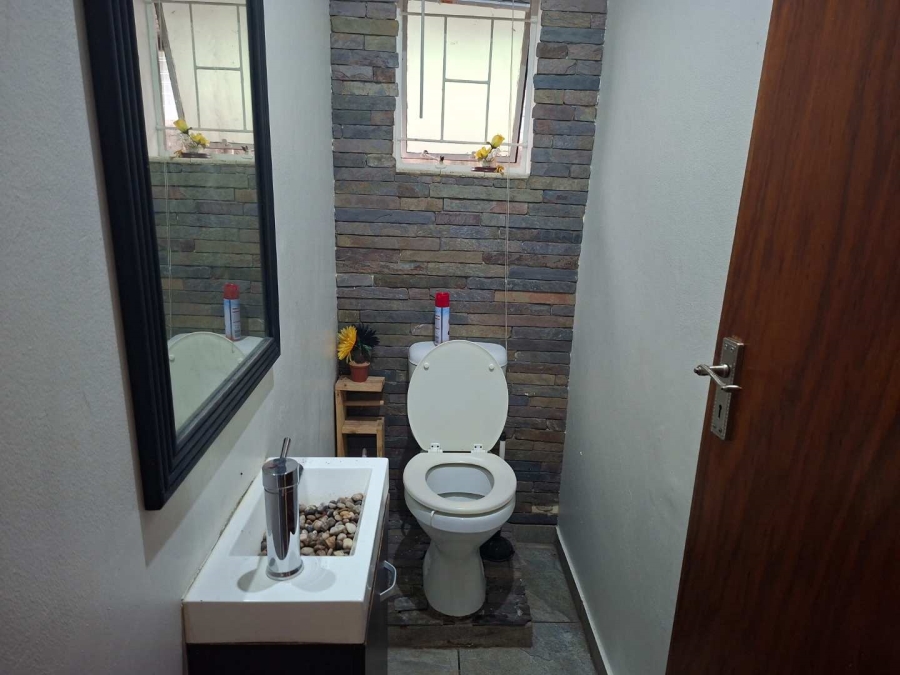 To Let 3 Bedroom Property for Rent in Rietfontein Gauteng