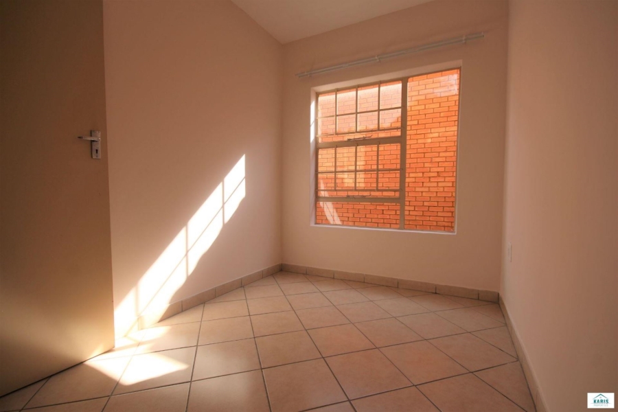 To Let 3 Bedroom Property for Rent in Hazeldean Gauteng