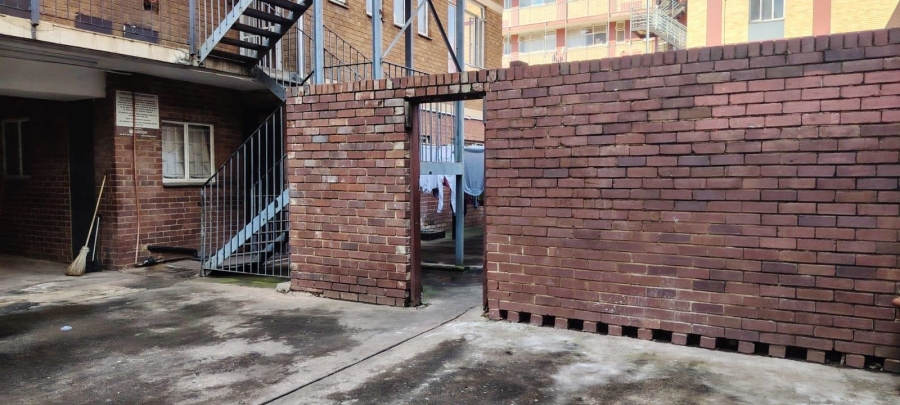 1 Bedroom Property for Sale in Muckleneuk Gauteng