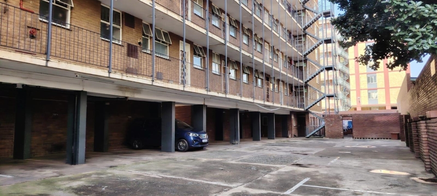 1 Bedroom Property for Sale in Muckleneuk Gauteng