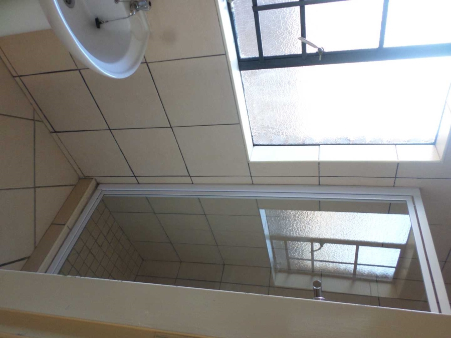 1 Bedroom Property for Sale in Philip Nel Park Gauteng