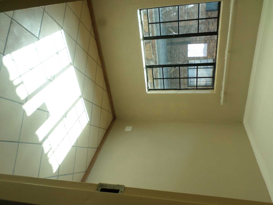 1 Bedroom Property for Sale in Philip Nel Park Gauteng