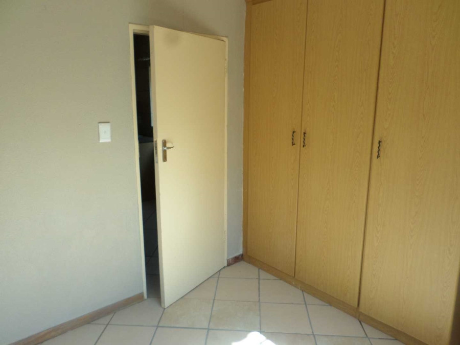 1 Bedroom Property for Sale in Philip Nel Park Gauteng