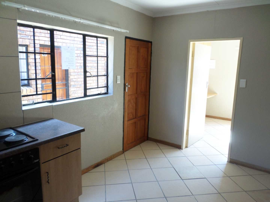 1 Bedroom Property for Sale in Philip Nel Park Gauteng