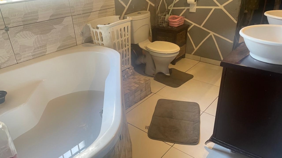 4 Bedroom Property for Sale in Kempton Park West Gauteng