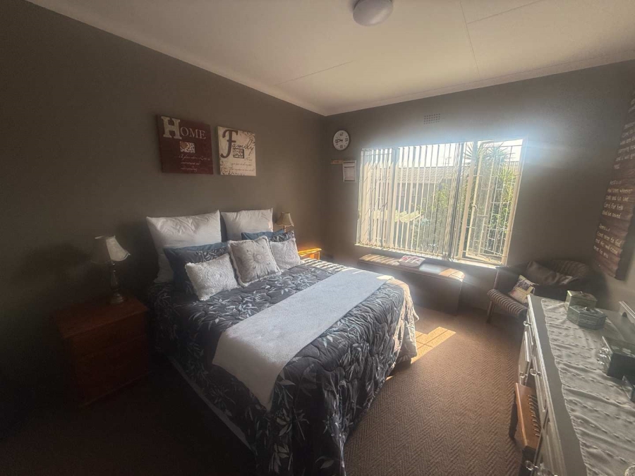 3 Bedroom Property for Sale in Aston Manor Gauteng