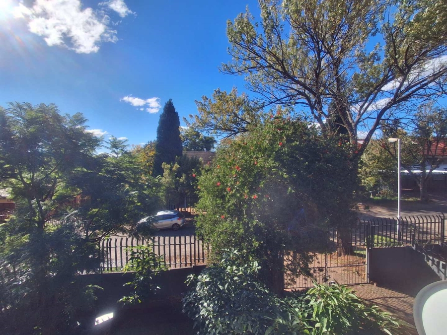 1 Bedroom Property for Sale in Windsor West Gauteng