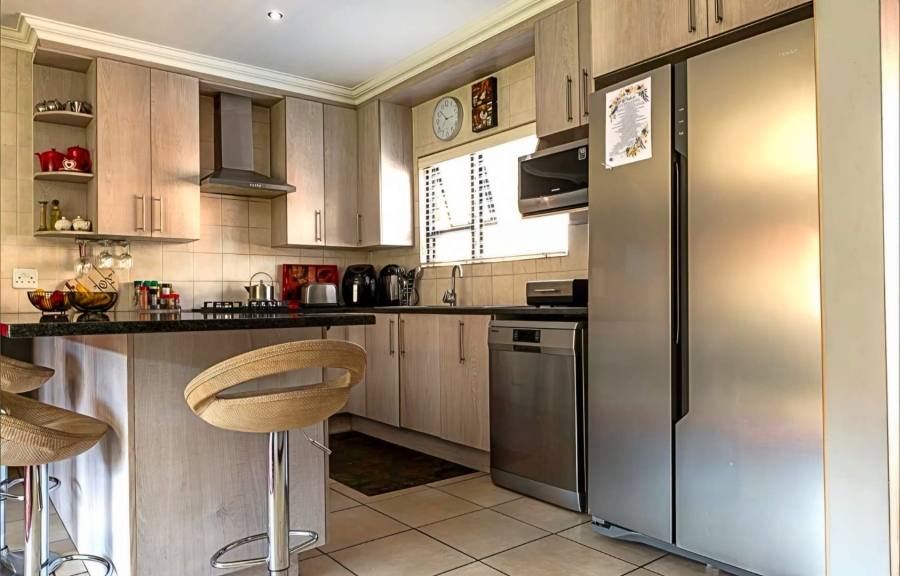 3 Bedroom Property for Sale in New Redruth Gauteng