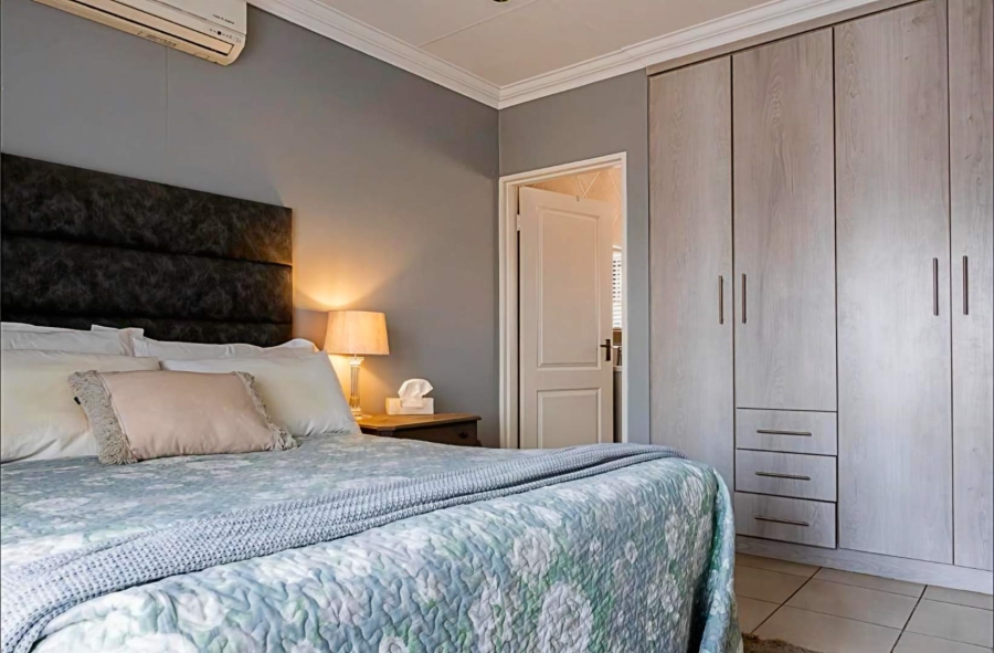 3 Bedroom Property for Sale in New Redruth Gauteng