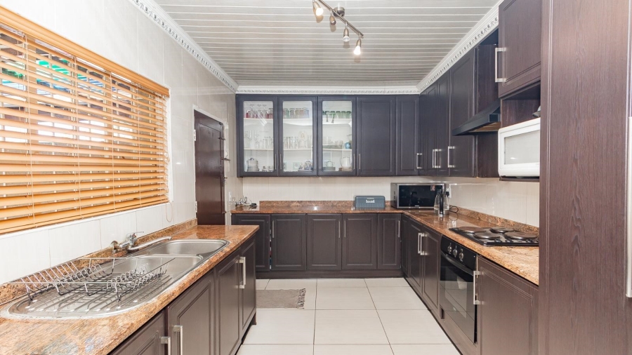 3 Bedroom Property for Sale in Verwoerdpark Gauteng