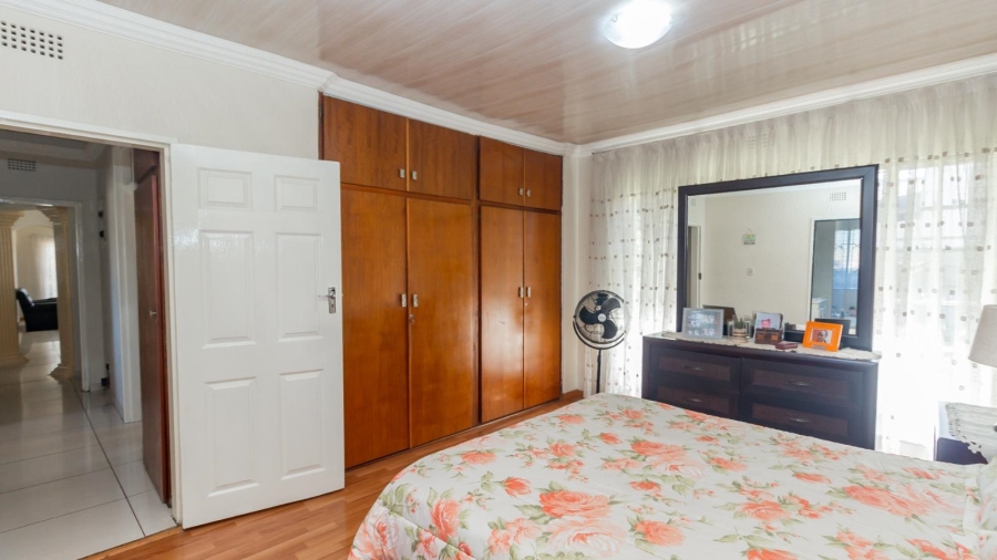 3 Bedroom Property for Sale in Verwoerdpark Gauteng