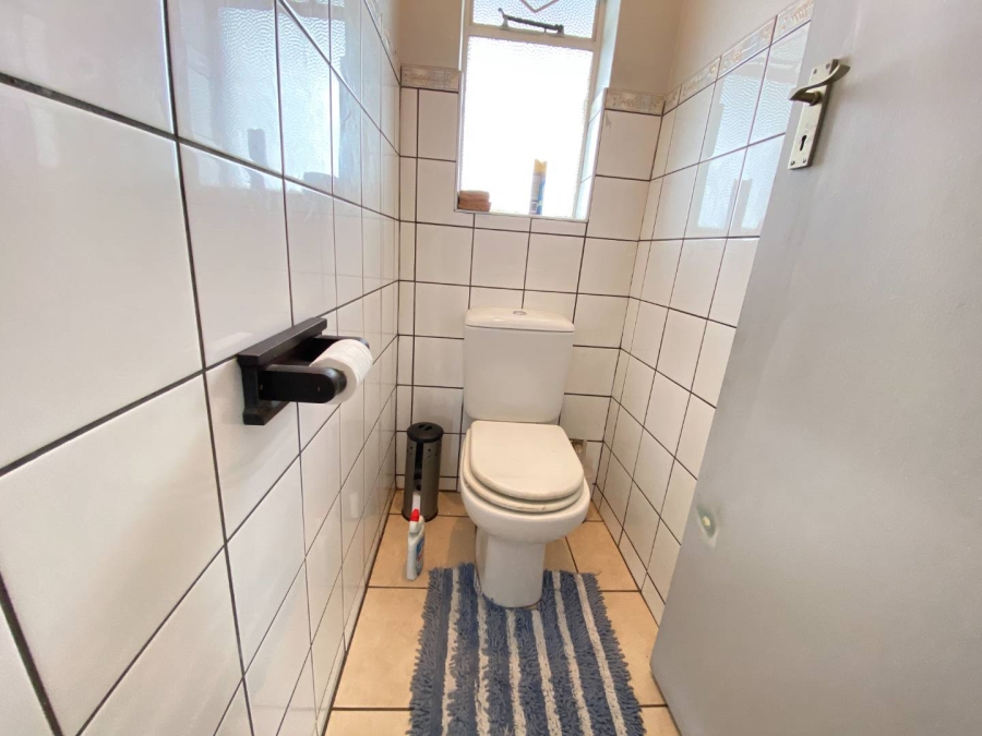 2 Bedroom Property for Sale in Craighall Gauteng