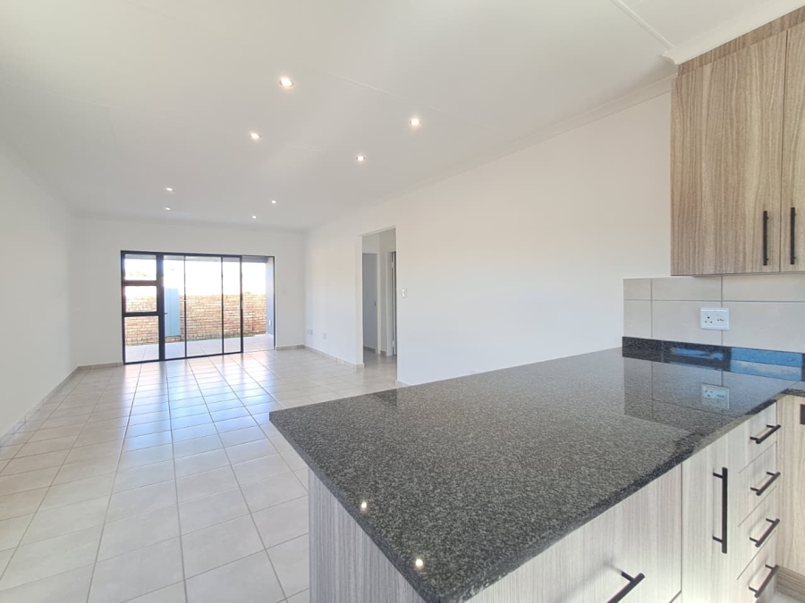2 Bedroom Property for Sale in Brackendowns Gauteng