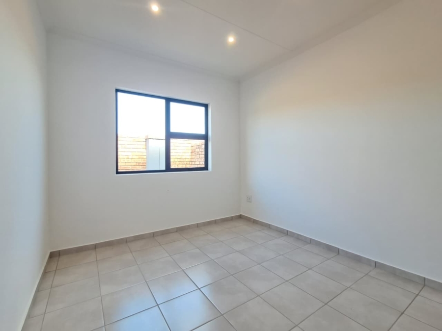 2 Bedroom Property for Sale in Brackendowns Gauteng