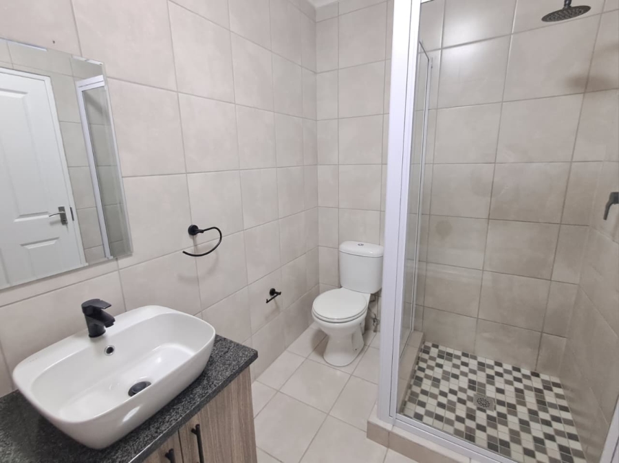 2 Bedroom Property for Sale in Brackendowns Gauteng