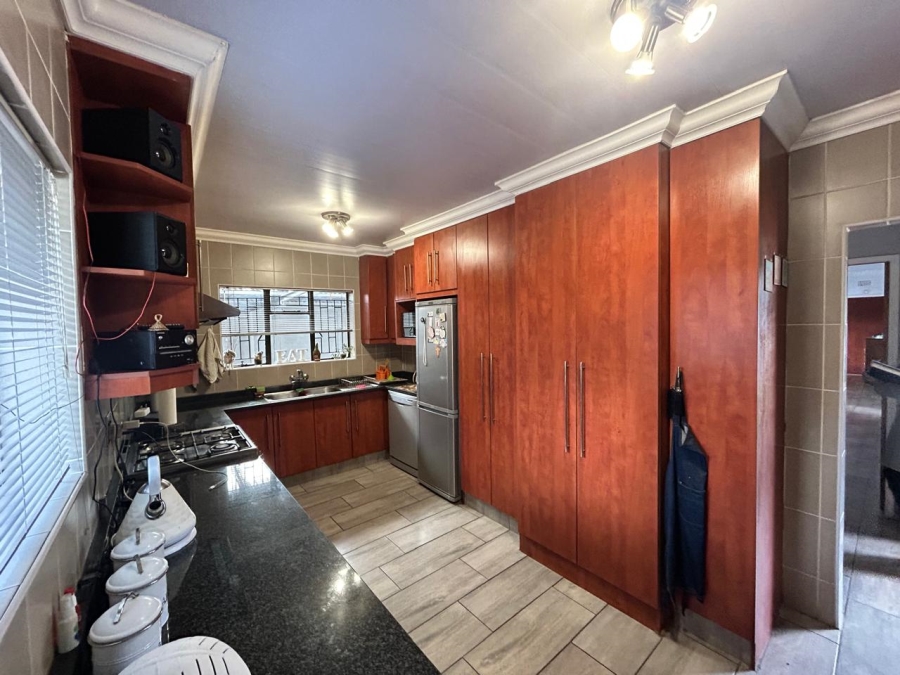 3 Bedroom Property for Sale in Vanderbijlpark CW Gauteng