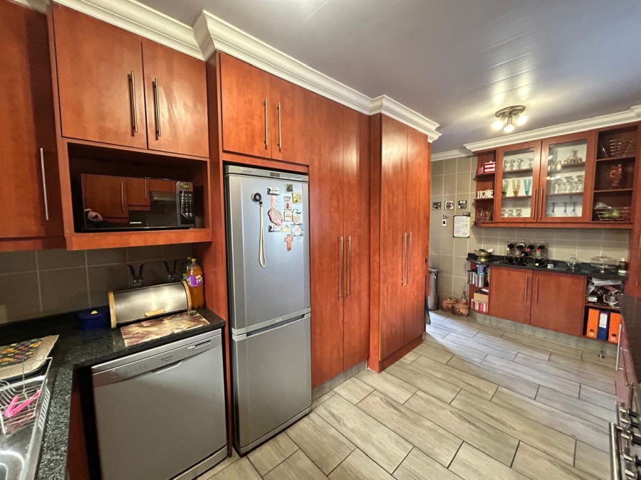 3 Bedroom Property for Sale in Vanderbijlpark CW Gauteng