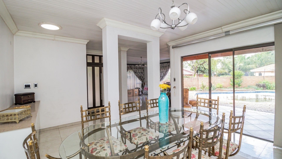 3 Bedroom Property for Sale in Lakefield Gauteng