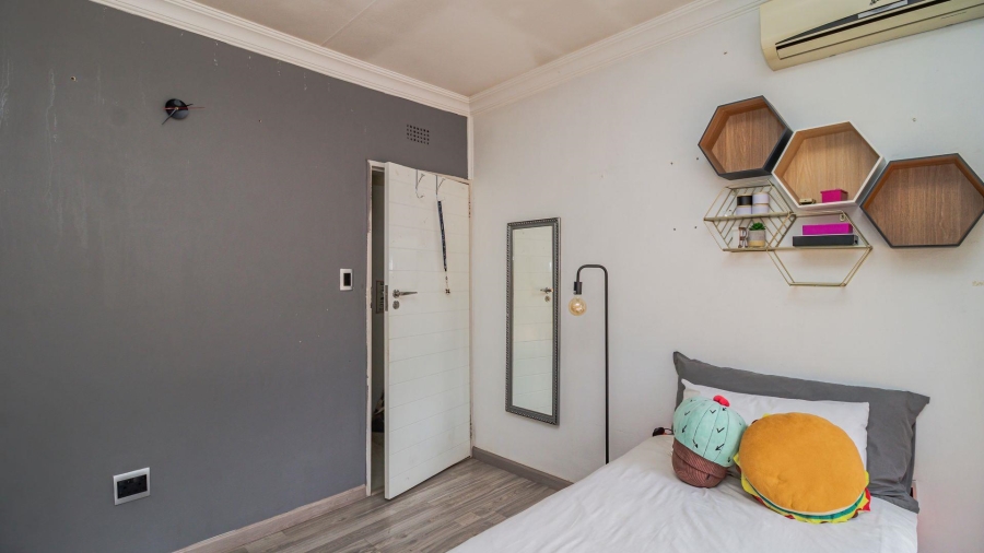 3 Bedroom Property for Sale in Lakefield Gauteng