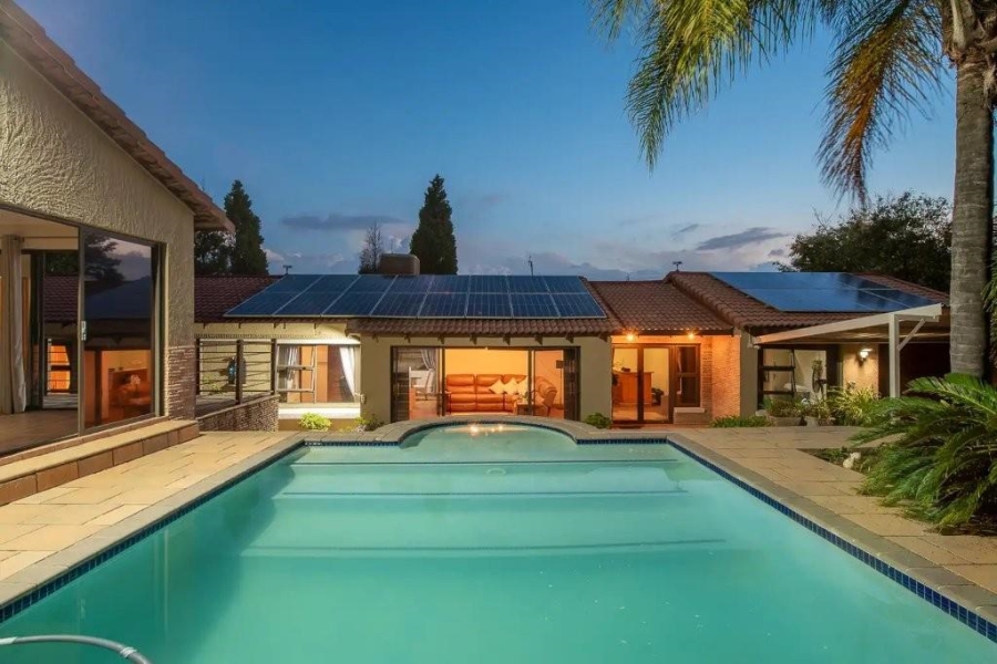 4 Bedroom Property for Sale in Glenvista Gauteng