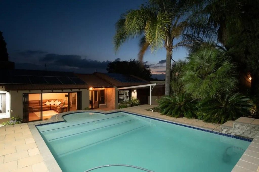 4 Bedroom Property for Sale in Glenvista Gauteng