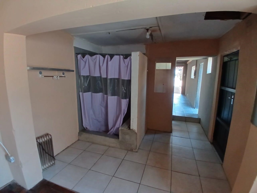 4 Bedroom Property for Sale in Rosettenville Gauteng
