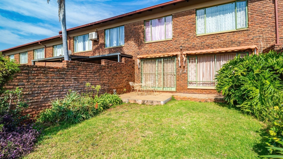 3 Bedroom Property for Sale in The Orchards Gauteng