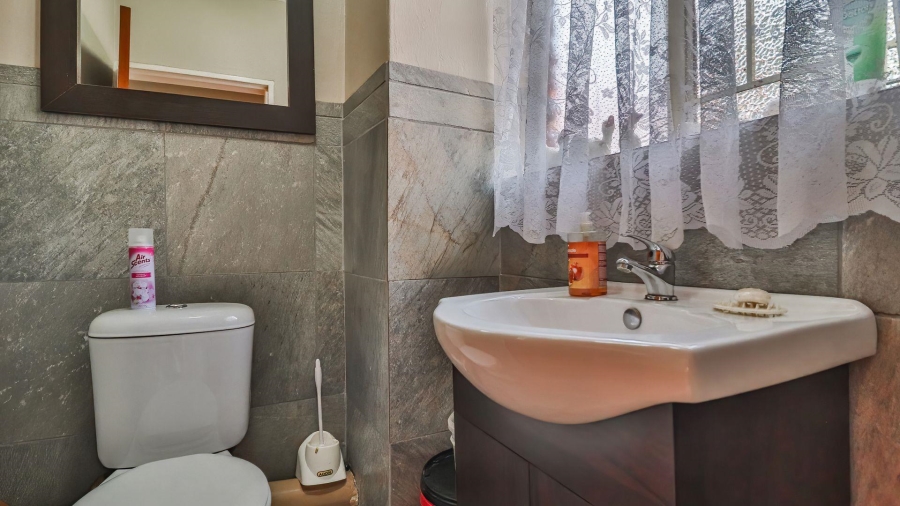 3 Bedroom Property for Sale in The Orchards Gauteng