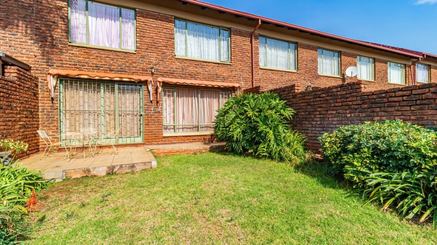 3 Bedroom Property for Sale in The Orchards Gauteng