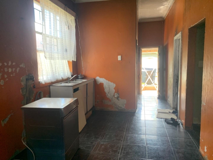 4 Bedroom Property for Sale in Rosettenville Gauteng