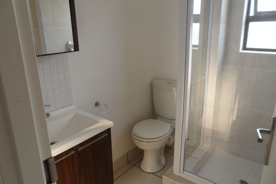 To Let 2 Bedroom Property for Rent in Bryanston Gauteng