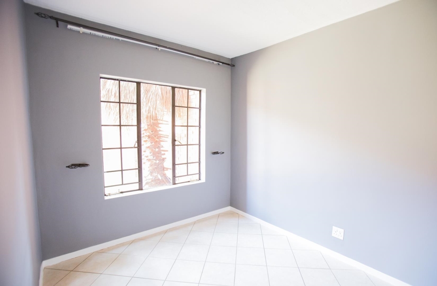 2 Bedroom Property for Sale in Mooikloof Ridge Gauteng