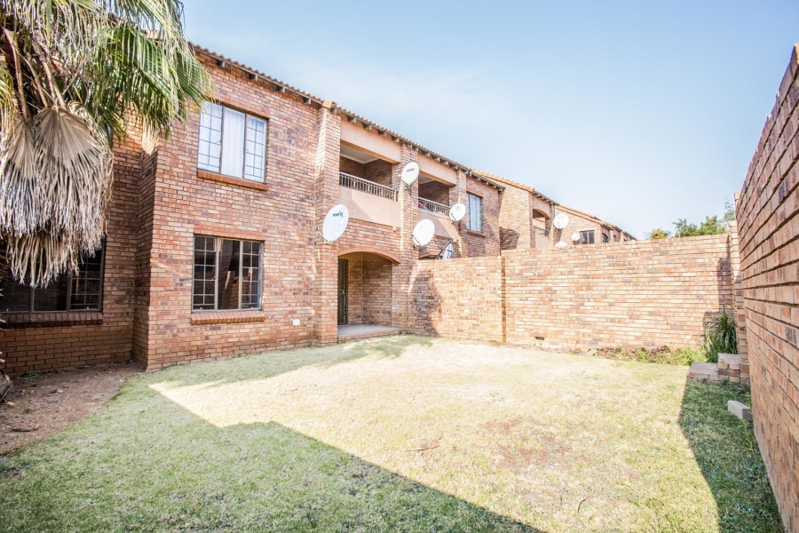 2 Bedroom Property for Sale in Mooikloof Ridge Gauteng