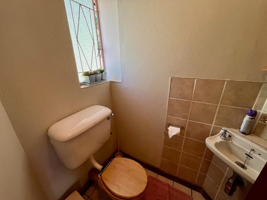 4 Bedroom Property for Sale in Villieria Gauteng