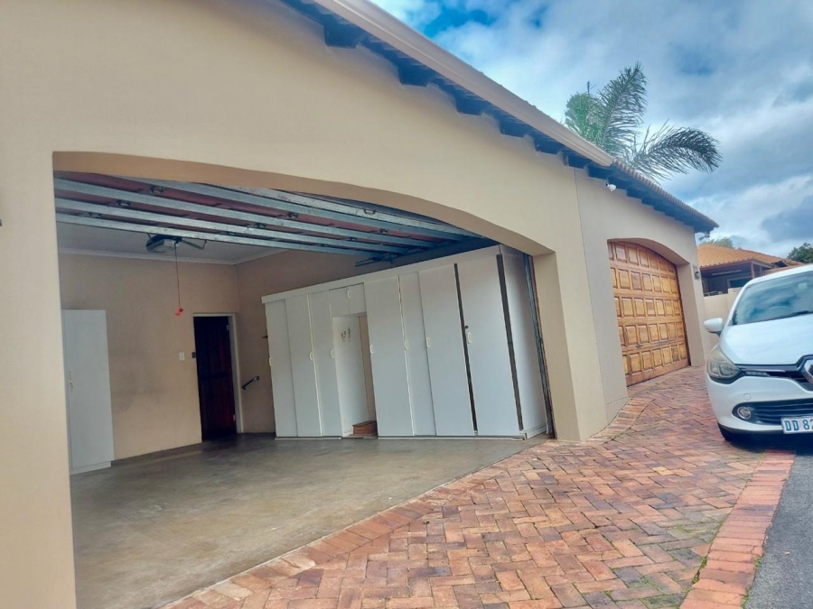 2 Bedroom Property for Sale in Noordheuwel Gauteng