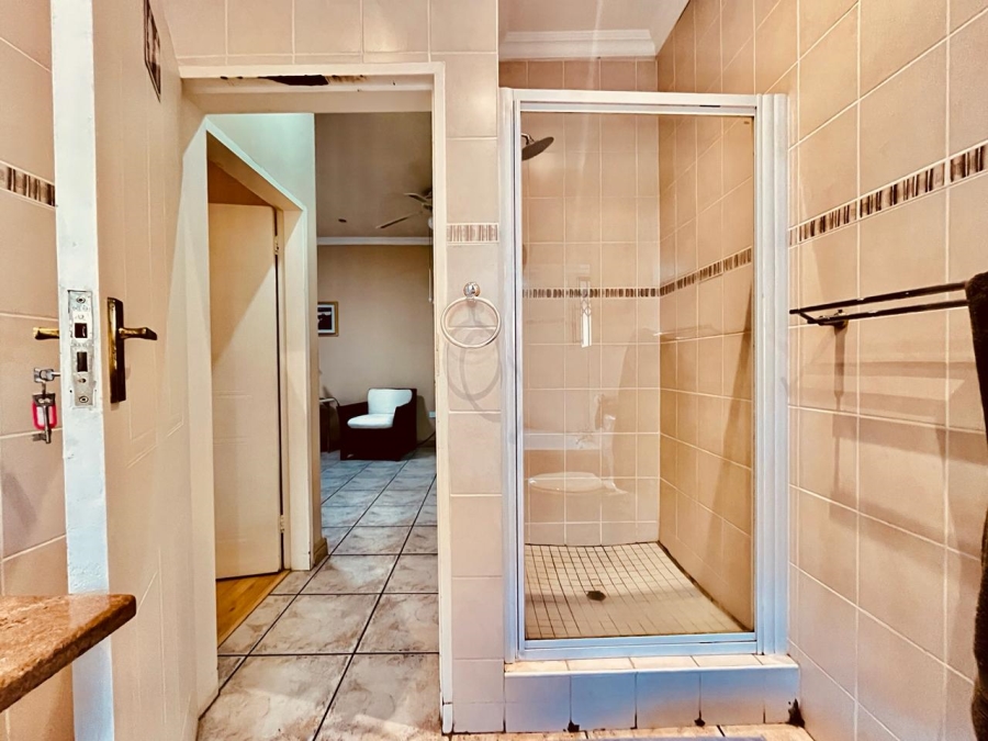 2 Bedroom Property for Sale in Noordheuwel Gauteng