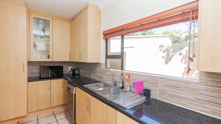 To Let 4 Bedroom Property for Rent in Dainfern Golf Estate Gauteng
