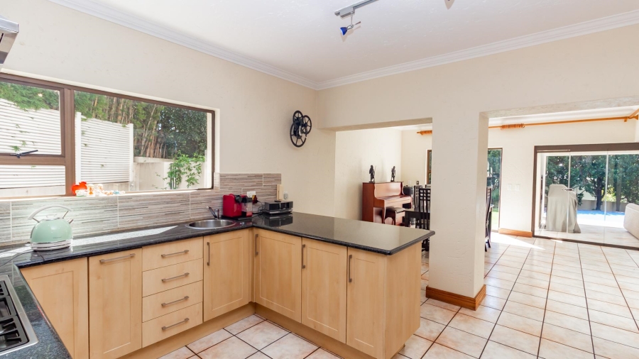 To Let 4 Bedroom Property for Rent in Dainfern Golf Estate Gauteng