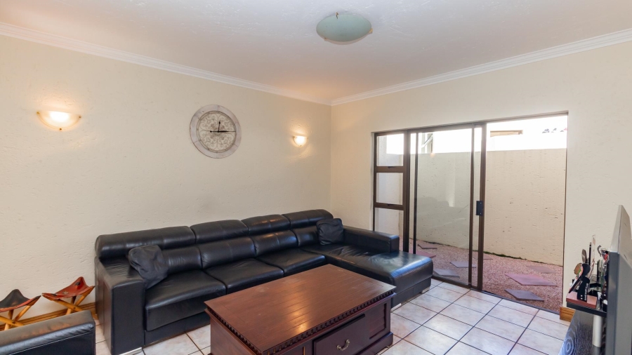 To Let 4 Bedroom Property for Rent in Dainfern Golf Estate Gauteng